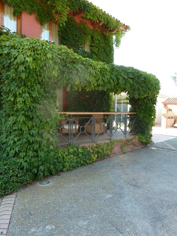 Hotel H Con Encanto Binefar Exterior photo
